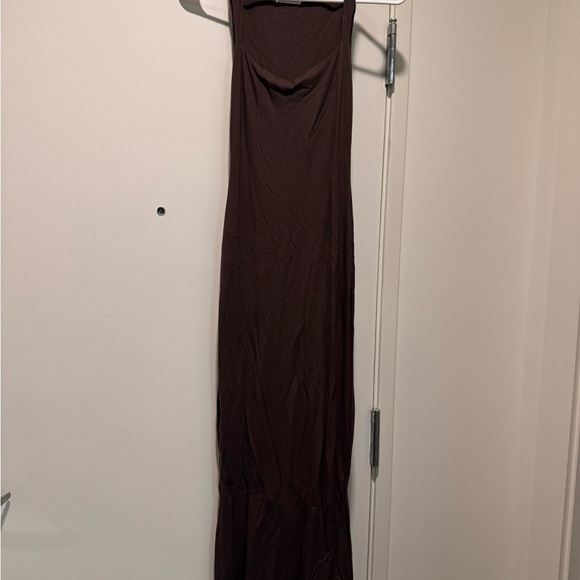 Oh Polly Square Neck Midi Dress in Chocolate Brown - Picture 3 of 6